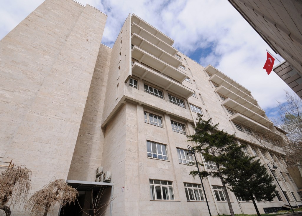 Hacettepe Üniversitesi Morfoloji Binası Dış Cephe Onarımı