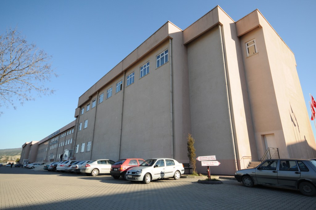 Karabük Üniversitesi Kampüsü İnşaatı Karabük Üniversitesi Kampüsü İnşaatı