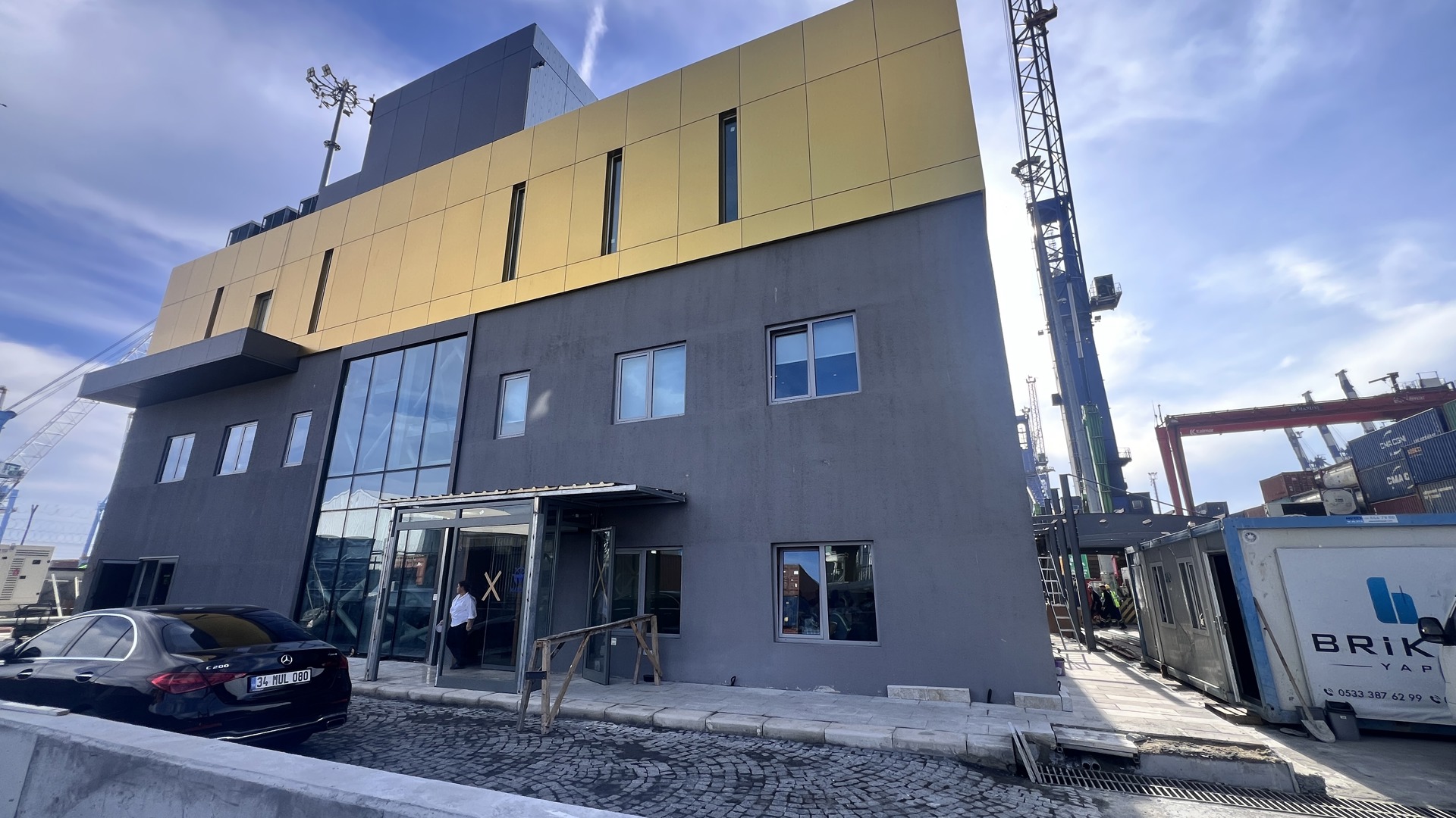 Mardaş Yönetim Binası